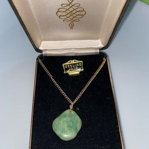 Vintage hanging jade pendant necklace 28” goldtone metal necklace